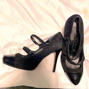 White House Black Market Stiletto heels w/2 straps
